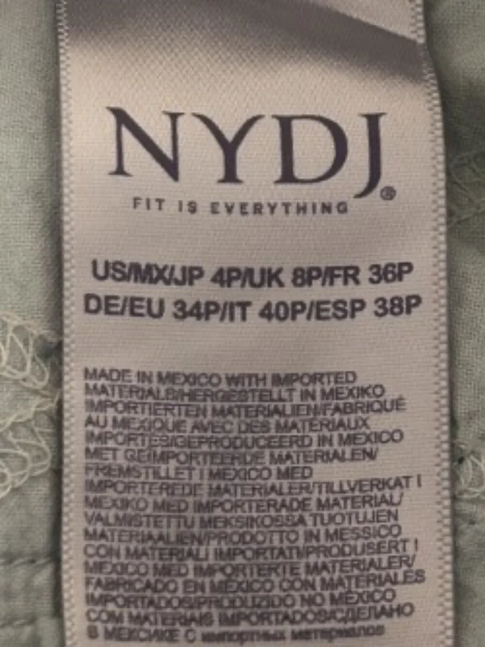 NYDJ Briella Roll Cuff Jean Shorts 4P